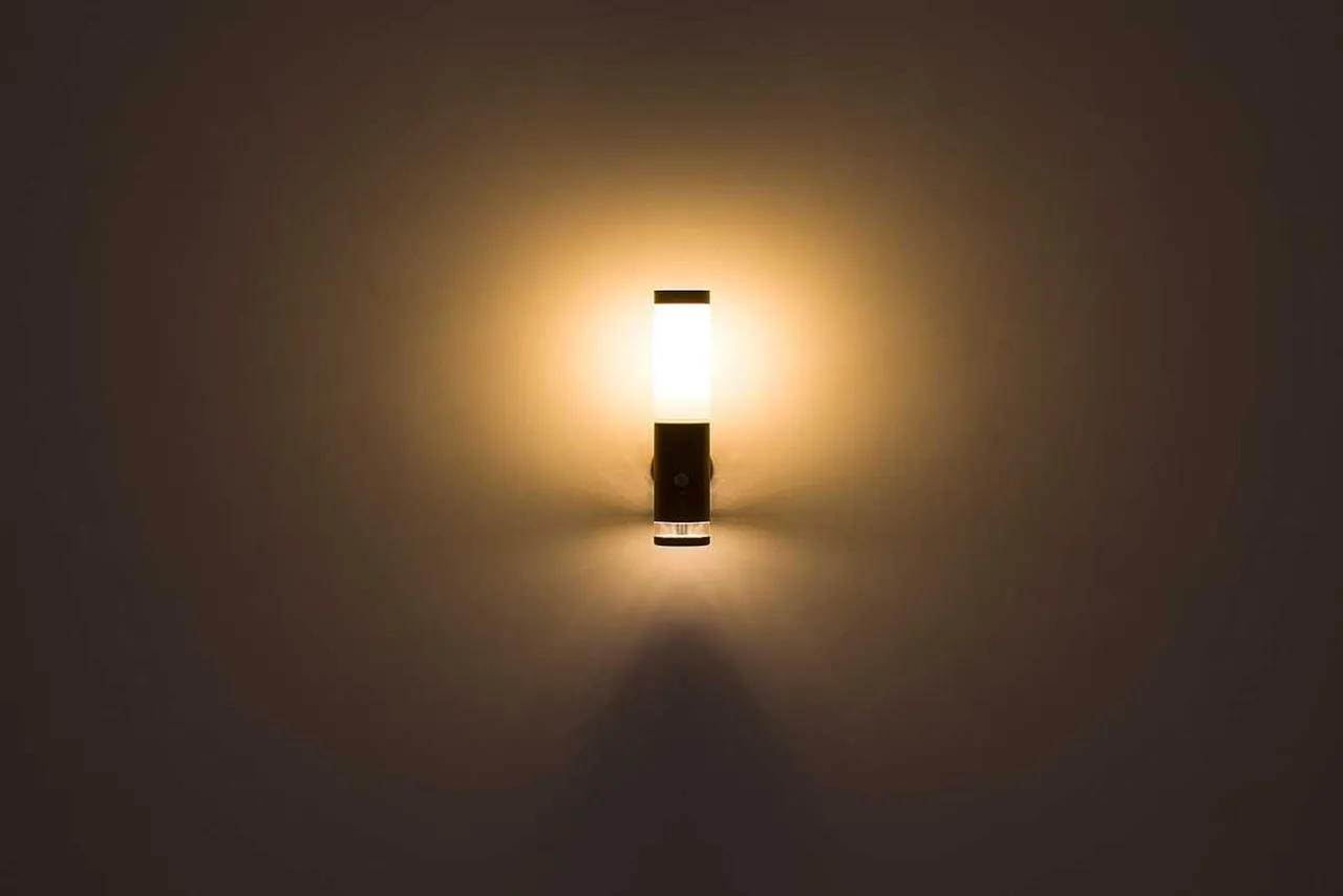 mutoni light Aussenleuchte Jaicy Edelstahl Holzoptik 1Xe27 Led> Led-Aussenleuchten