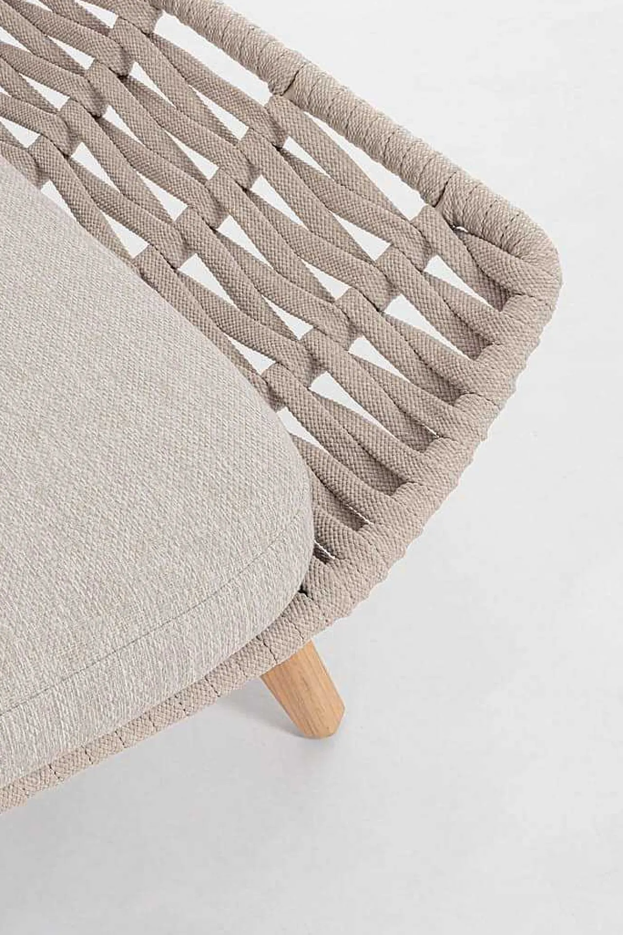 mutoni lifestyle Daybed Tamires Mit Kissen Teakholz Beige 136X161> Daybeds Und Sonneninseln