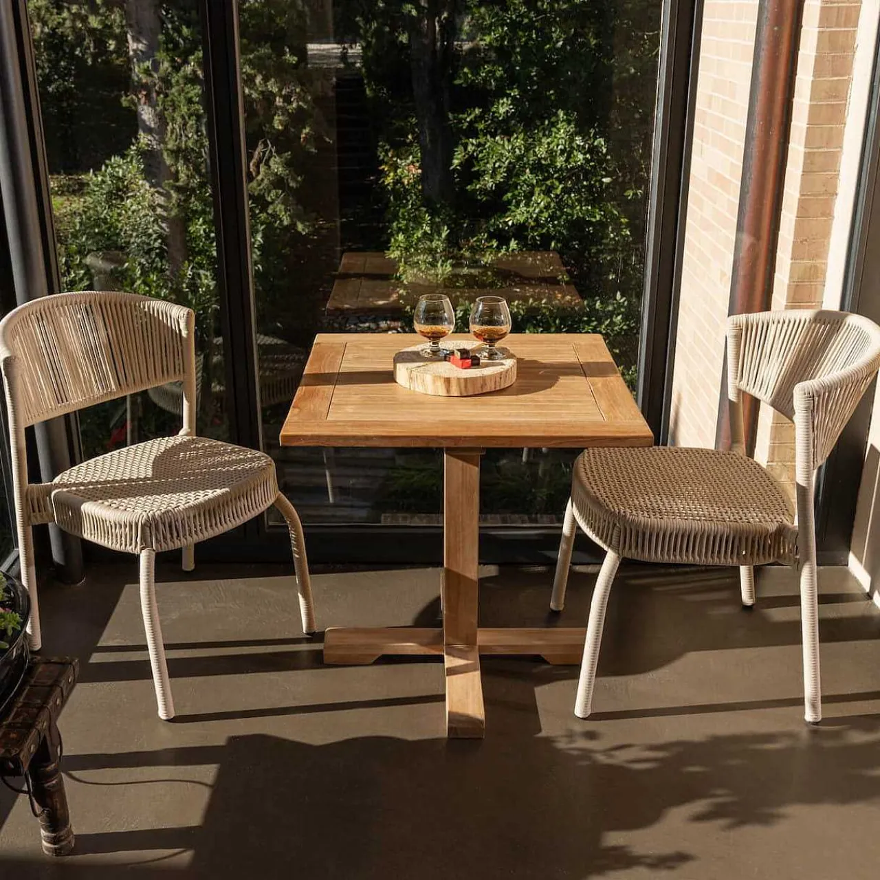 mutoni ethnic Garten Bistrotisch Lomi Teak 80X80> Bistrotische