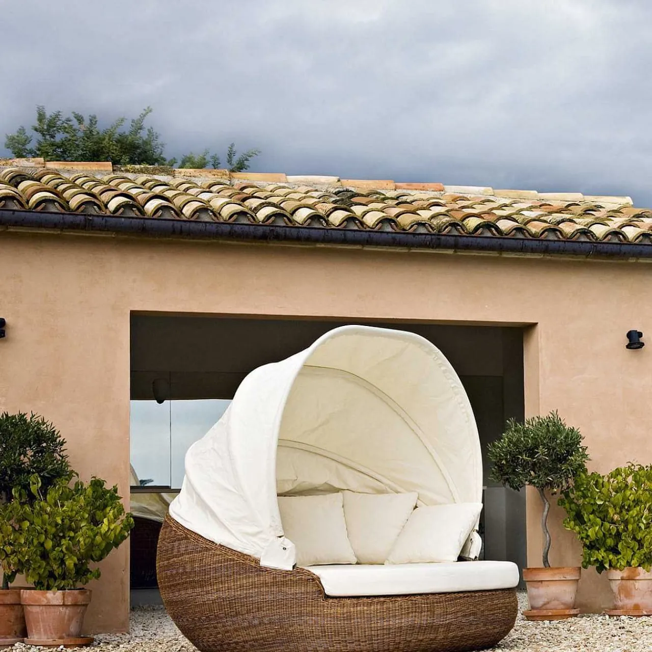 mutoni ethnic Garten Liegeinsel Sphera Polyrattan Bronze> Daybeds Und Sonneninseln