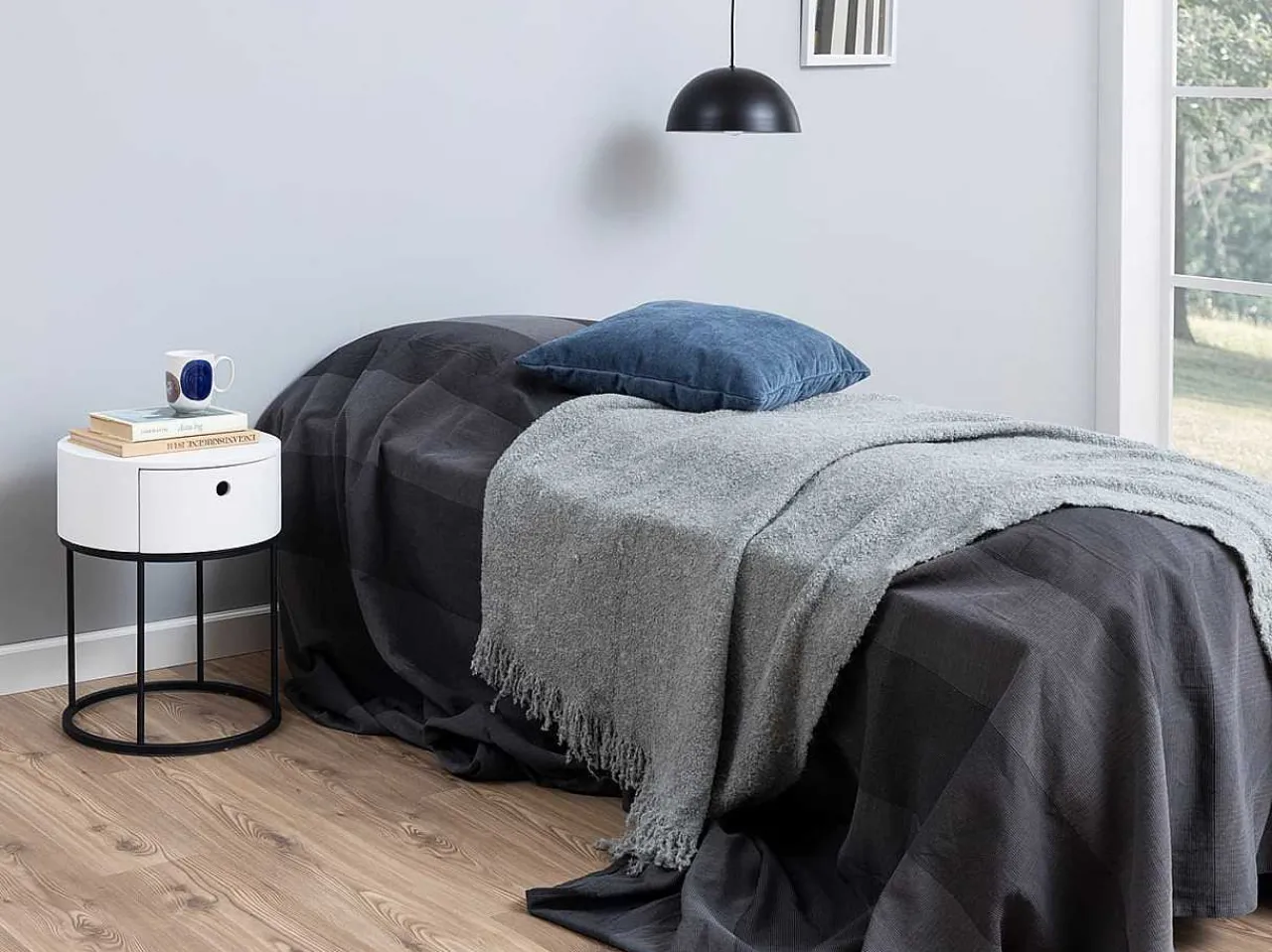 mutoni scandi Nachttisch Parinton Weiss 40> Schlafzimmer