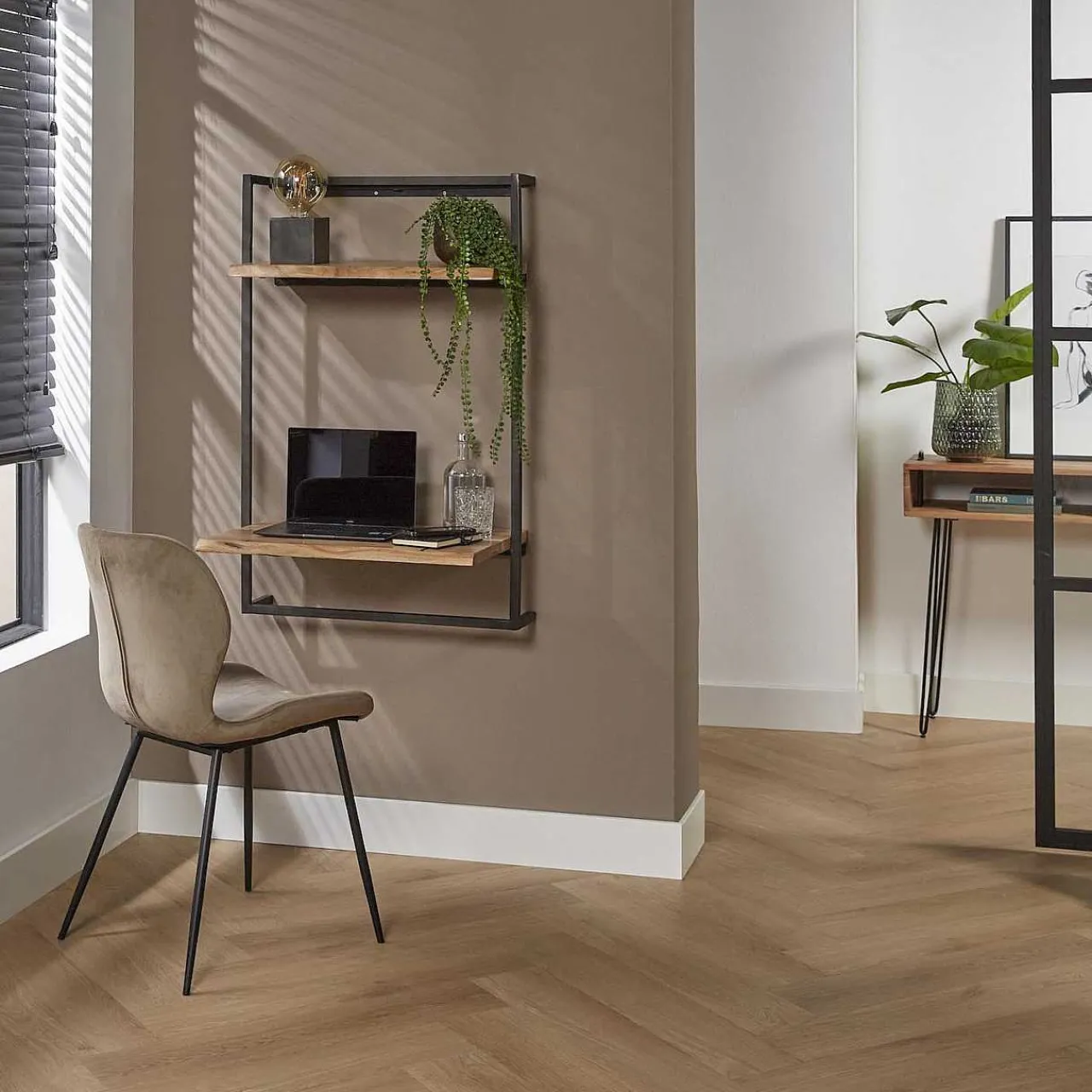 mutoni industrial Schreibtisch Air Solid> Bürotische
