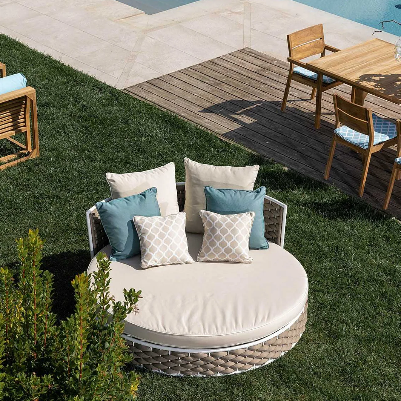 mutoni ethnic Sonneninsel Daybed Manhattan Grey> Daybeds Und Sonneninseln