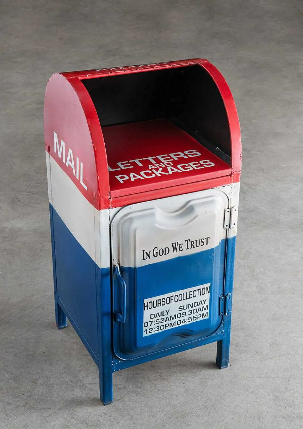 mutoni vintage Unikat Schrank Briefkasten Rot-Weiss-Blau> Schränke